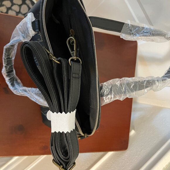 Loungefly - Harry Potter - Hogwarts - Satchel Bag Purse - Hedwig Castle - Black - Picture 10 of 12